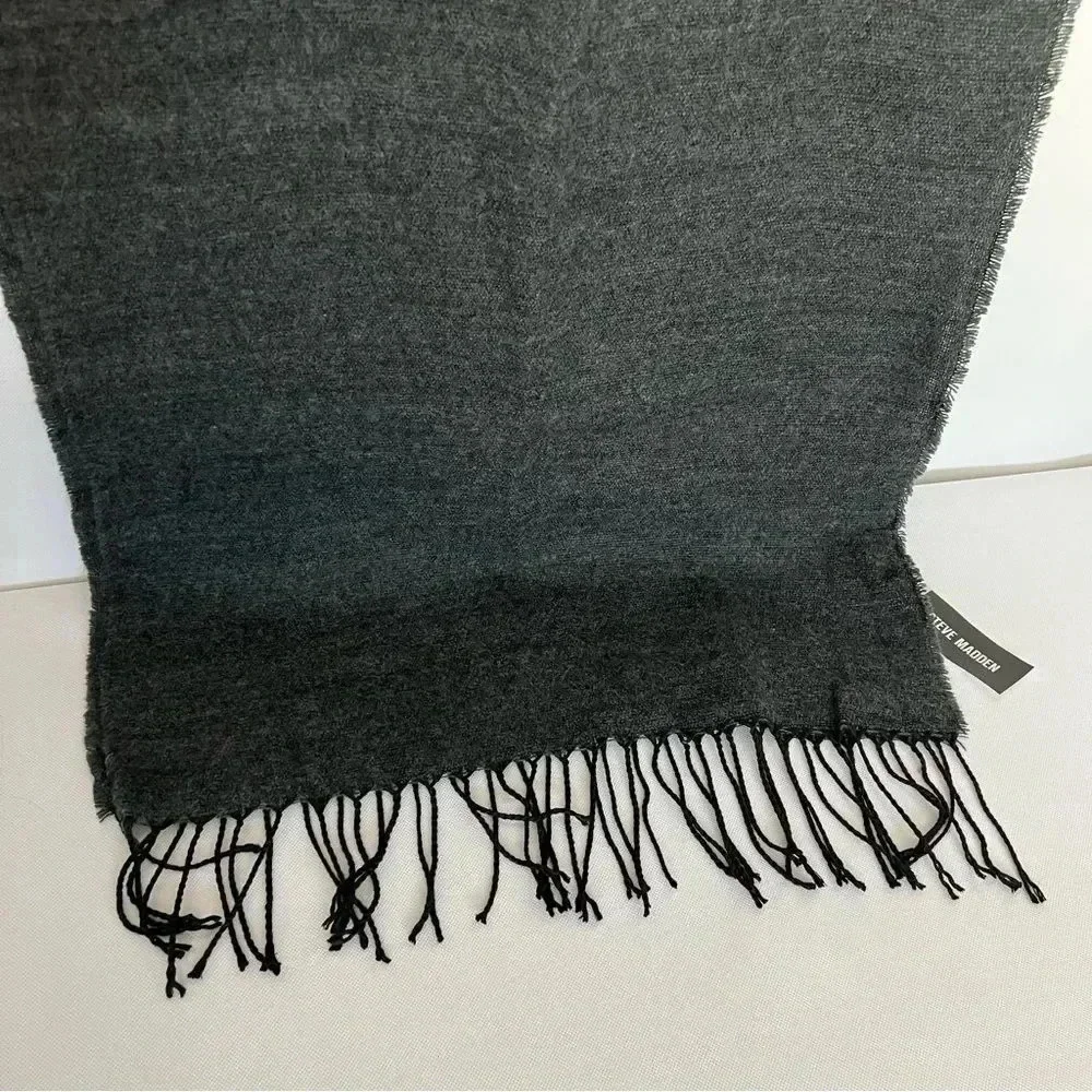 Steve Madden Heather Gray Grey Print Scarf Cozy Warm
